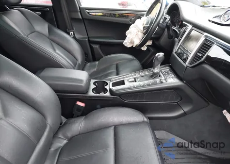 2016 Porsche Macan S из США, поврежденный, VIN WP1AB2A57GLB46214